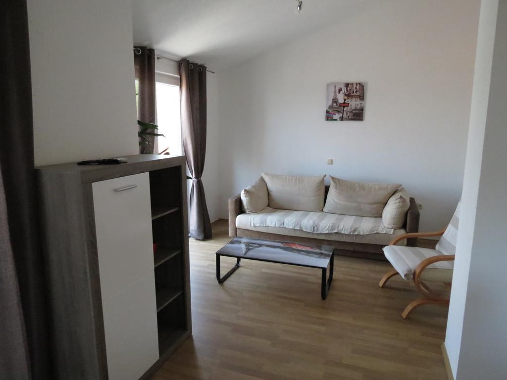Apartments Ljubicic Podstrana Zimmer foto